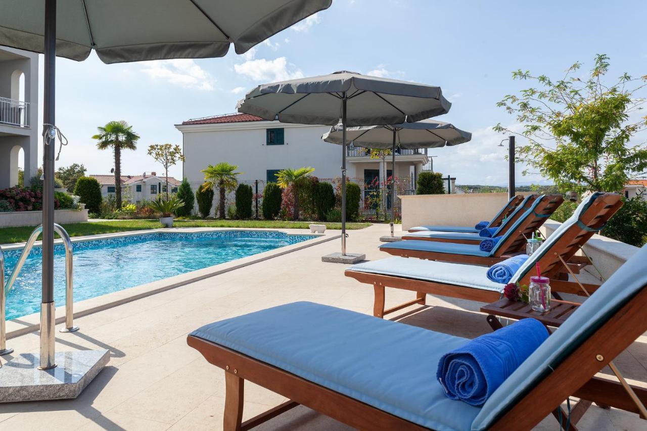 Deluxe Apartments Vila Carissa Malinska Eksteriør bilde